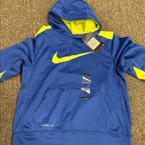 Boys Nike size M hoodie
BRAND NEW